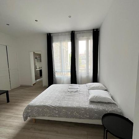 Peacefull, Face A La Cathedrale Apartman Reims Kültér fotó